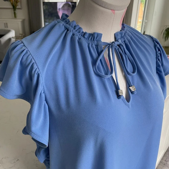 Michael Kors Sweet Flounce Sleeve w Gathered Neckline Dress Blue Sz M NWOT - Picture 4 of 12